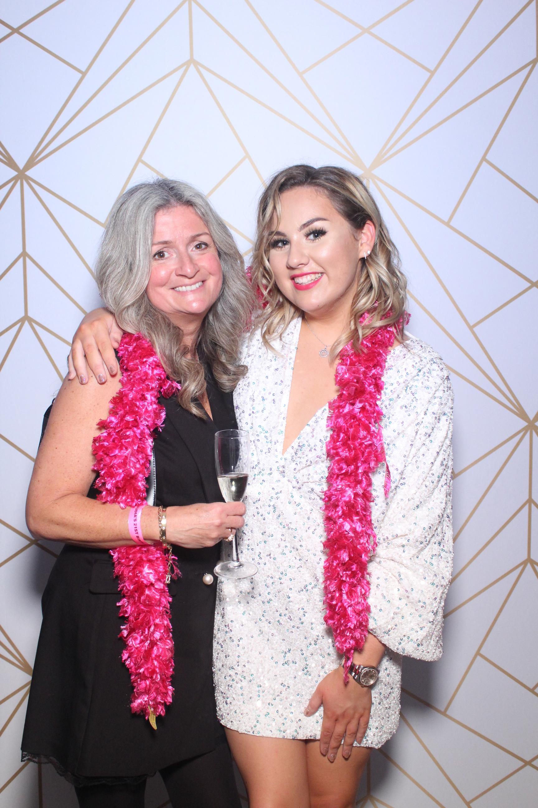 Claudia's 21st  | View more photos from the event at gallery.magicimages.uk/u/MagicImages/Claudias-21st